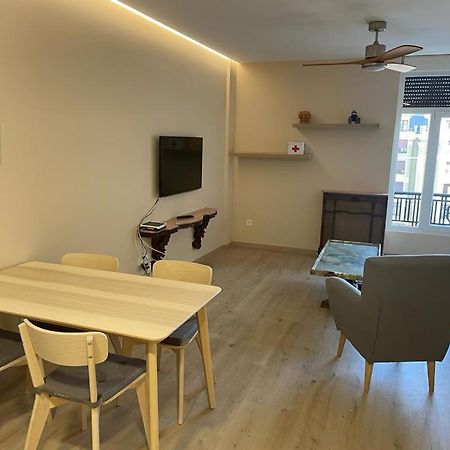 Apartamentos Gyc Vistas A Santo Domingo León Exteriér fotografie